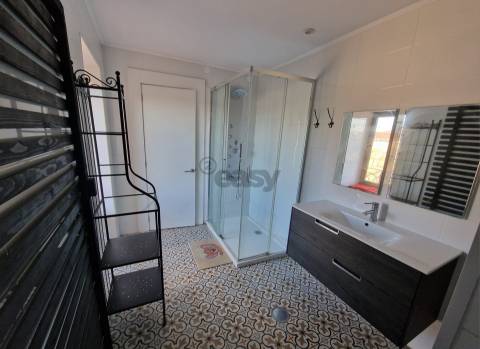 APARTAMENTO T1 COM LOGRADOURO DE 78M2