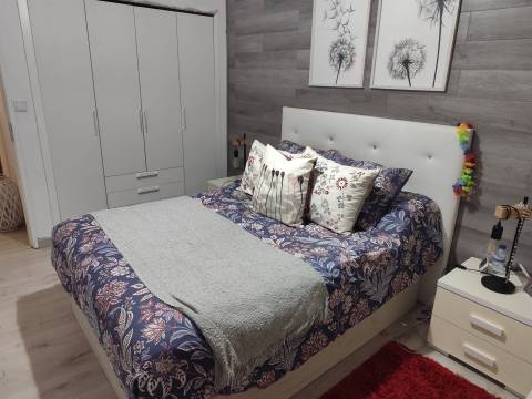 Moradia T2 com logradouro, anexo, terraço e garagem, Castro Verde