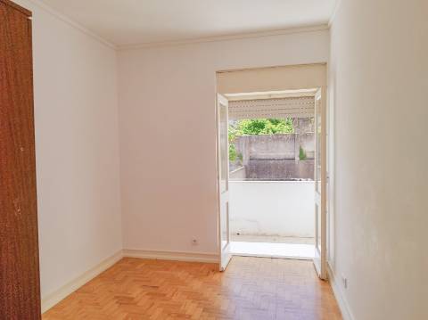 T2 na Graça arrendado por 825€/mes por mais 1 ano