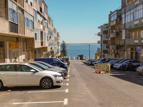 T2 na Graça arrendado por 825€/mes por mais 1 ano