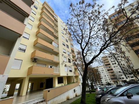 Apartamento T2 para Arrendamento com estacionamento na Quinta da Piedade – 2.ª Fase | Póvoa de Santa