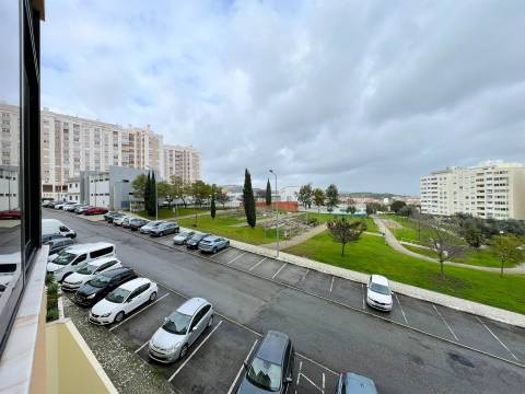 Apartamento T2 para Arrendamento com estacionamento na Quinta da Piedade – 2.ª Fase | Póvoa de Santa