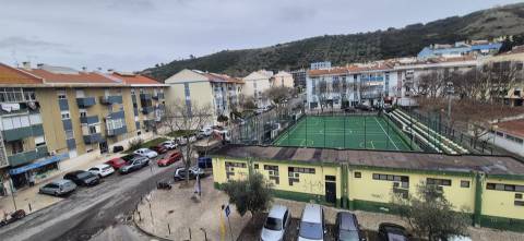 T2 no Olival Basto remodelado a 10 minutos do metro