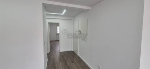 T2 no Olival Basto remodelado a 10 minutos do metro