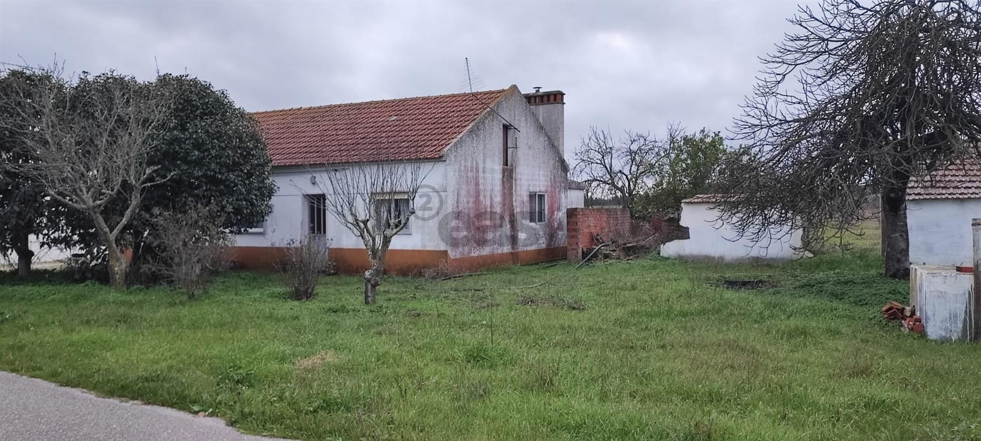 Moradia T3,  para Venda, em Taipadas - Canha