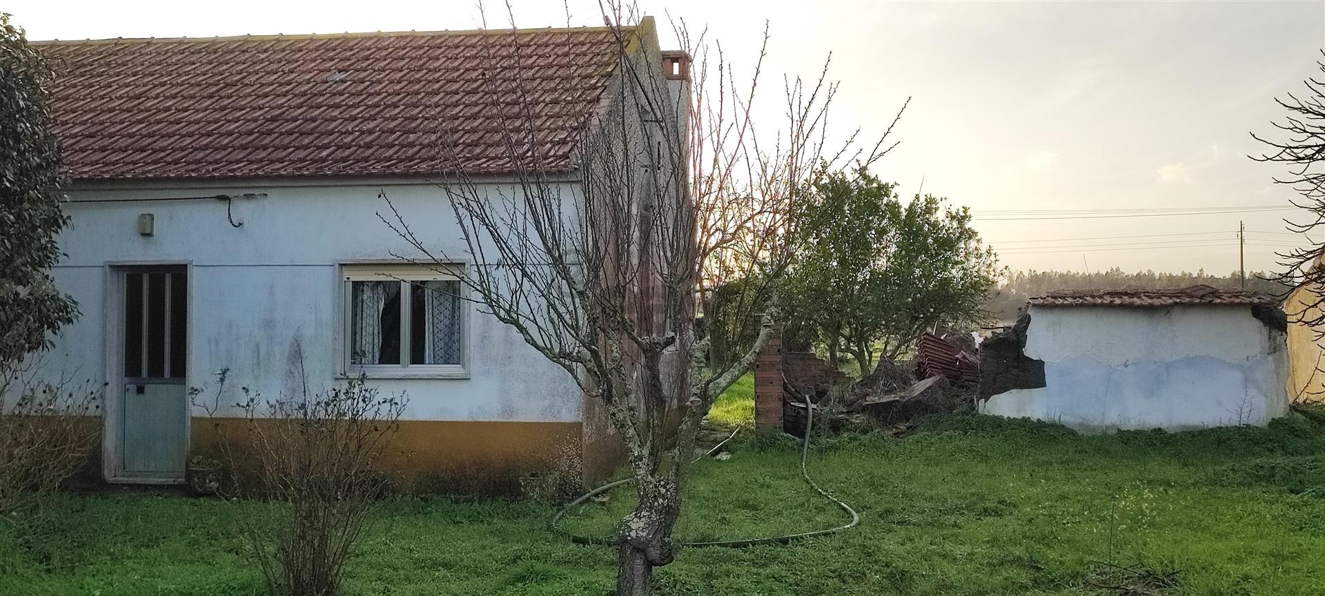 Moradia T3,  para Venda, Rua dos Guerreiros em Taipadas - Canha