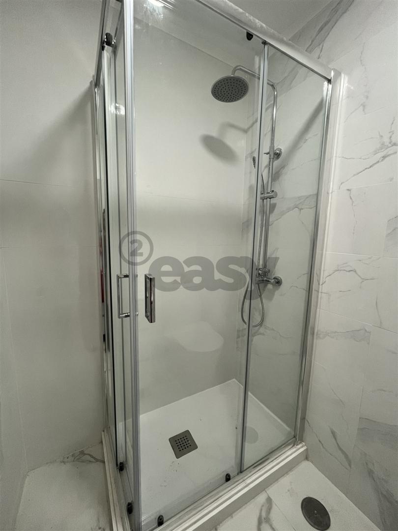 Oportunidade T2 Remodelado  São Brás Oferta da Escritura