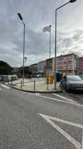 Loja com inquilino | 18 m² | Rentabilidade bruta 6,24% | 450€/mês