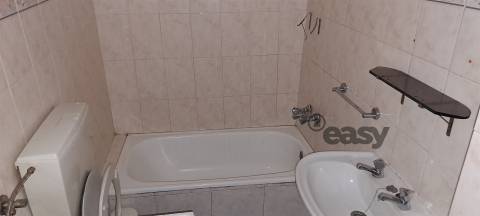 Moradia T1 + 1, Mobilada, Equipada e Terreno