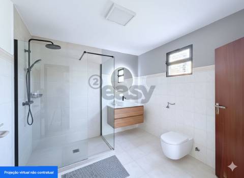 Moradia independente à venda em caminho dos Moinhos, Calheta