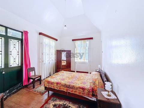 Moradia independente à venda em caminho dos Moinhos, Calheta