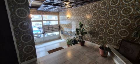 T2 em Oeiras com 2wcs e arrecadação