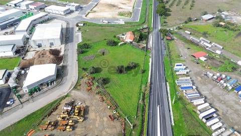 Terreno rústico com 5.980 m² junto ao Parque de Empresas de Ferreira do Alentejo