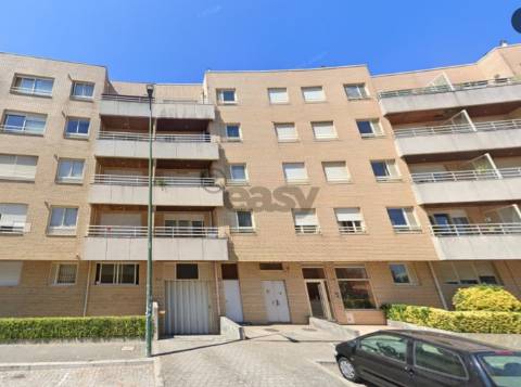 T1 em Vila Nova de Gaia com parqueamento e varanda