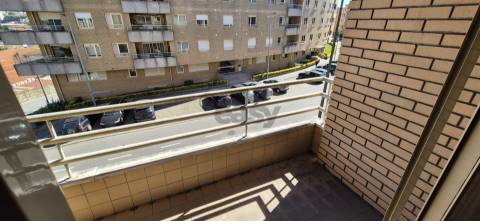 T1 em Vila Nova de Gaia com parqueamento e varanda