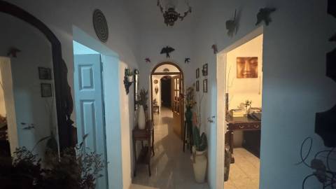 Moradia T3, usada com Quintal em Castro Verde