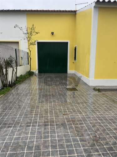 Moradia T3 +2 com piscina