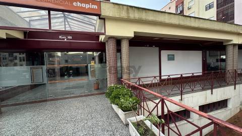 Loja  Arrendamento em Odivelas,Odivelas