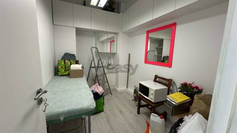 Loja  Arrendamento em Odivelas,Odivelas