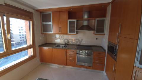 T3 nas Colinas Cruzeiro com 4 parqueamentos