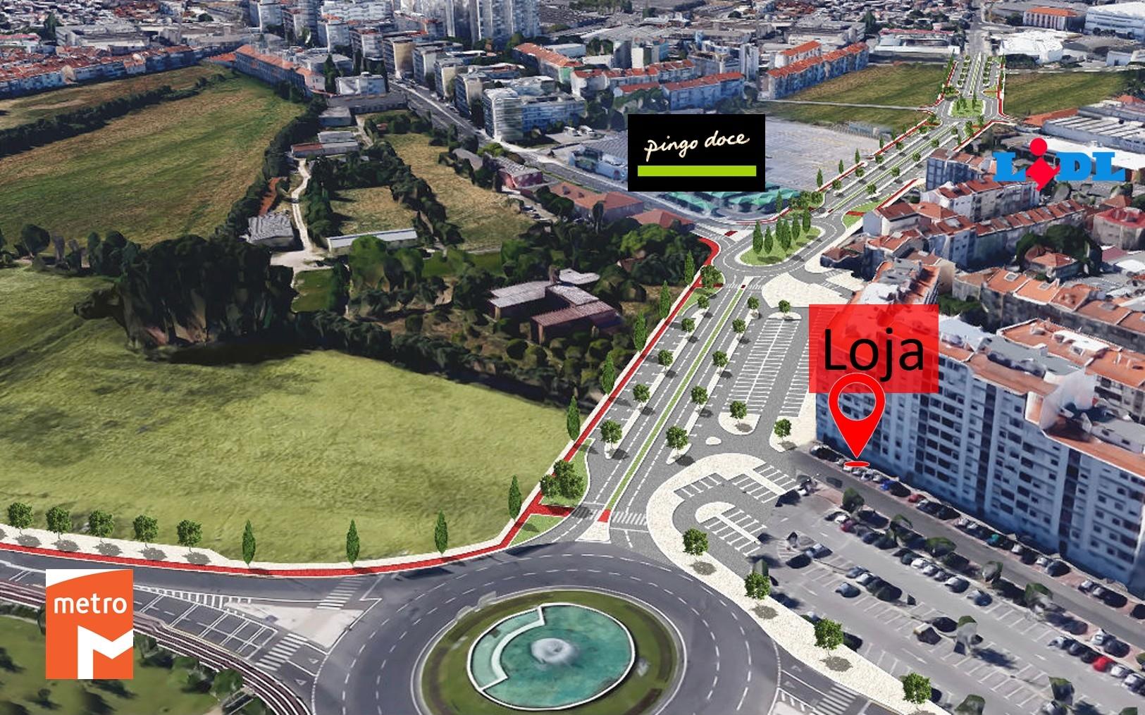 Loja 45 m² com montra | Junto ao metro | Estacionamento fácil