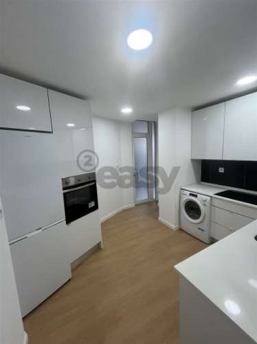 Oportunidade! T2 Amadora Oferta da Escritura