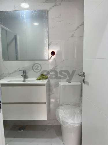 Remodelado Junto às Portas Benfica Oferta da Escritura