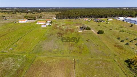 Terreno urbanizável para venda em Taipadas - Canha - Montijo