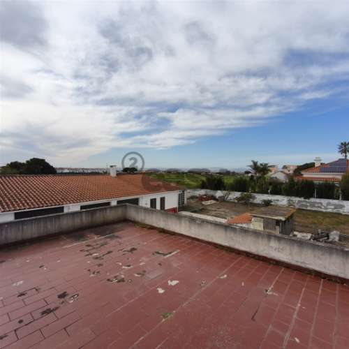 Moradia Terrea isolada T4