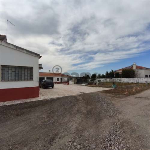 Moradia Terrea isolada T4