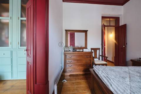 Casa Senhorial c/ 10 divisões remodelada em Rua Emblemática de Castro Verde