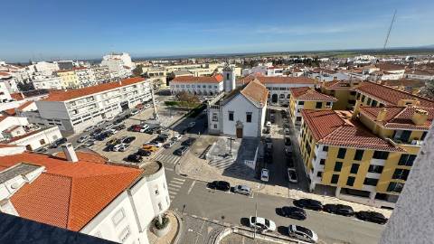 Apartamento T3 Remodelado a estrear em Beja