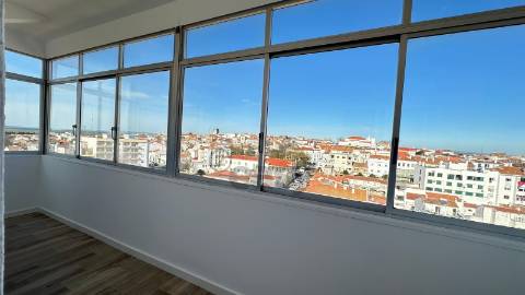 Apartamento T3 Remodelado a estrear em Beja
