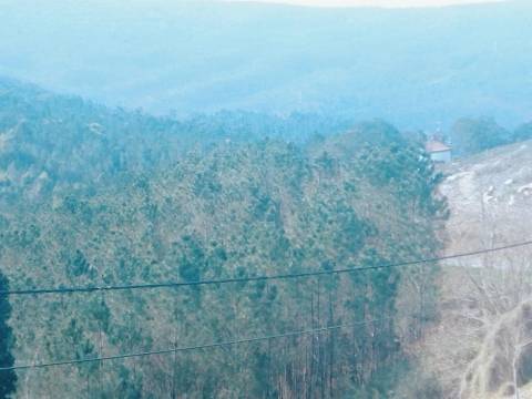 Moradia T3 Térrea Nova em Sopo – Vistas Panorâmicas e Design Moderno