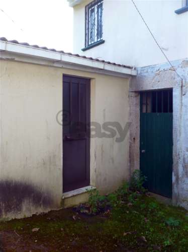 Quinta Minhota em Covas: Pedra, Água de Mina e Vistas Infinitas