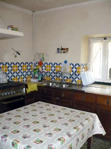 Quinta Minhota em Covas: Pedra, Água de Mina e Vistas Infinitas