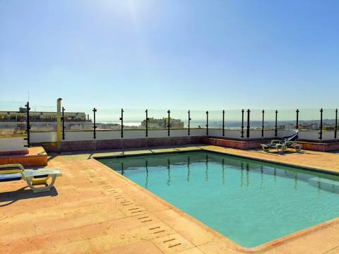 Apartamento Exclusivo T3 + 2 no Prestigiado Pátio Bagatela – Amoreiras, Lisboa