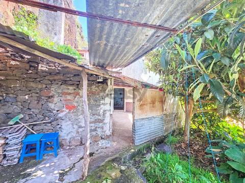 Moradia para Restaurar T1 Venda em Santa Cruz,Santa Cruz