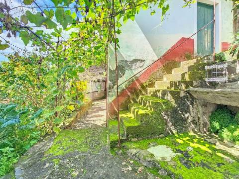 Moradia para Restaurar T1 Venda em Santa Cruz,Santa Cruz