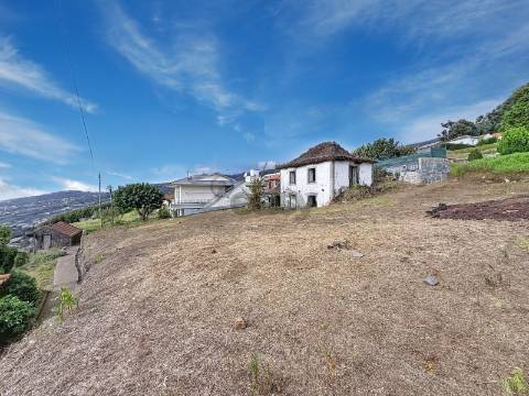 Moradia Devoluta T3 Venda em Arco da Calheta,Calheta (Madeira)