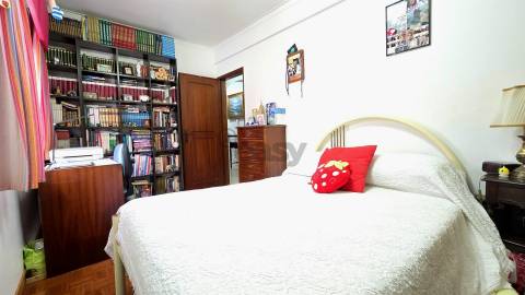 Apartamento T3 em Estoril