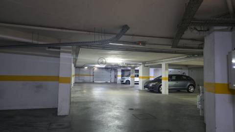 Apartamento T2 em Azueira