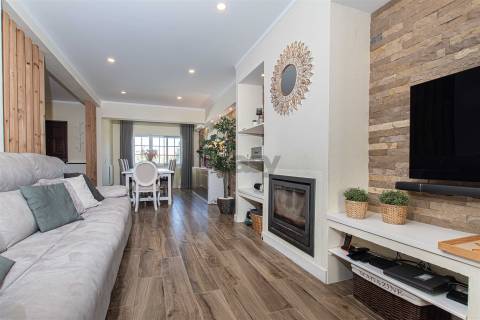 Moradia Isolada T3 Venda em Sesimbra (Castelo),Sesimbra