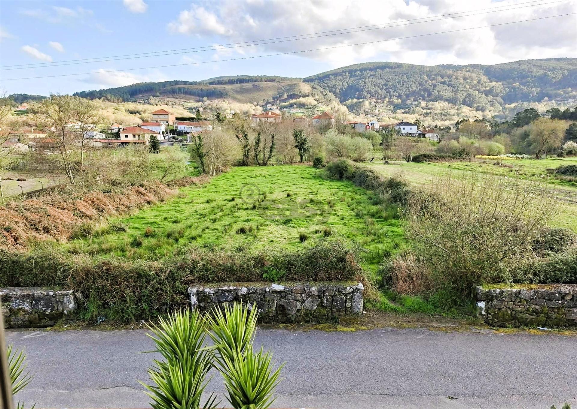 Terreno para construção ,1620m² em Covas: PIP Aprovado e Vista Serra d´Arga