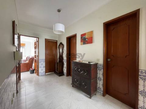 Apartamento T2 Arrendamento em Alhos Vedros,Moita