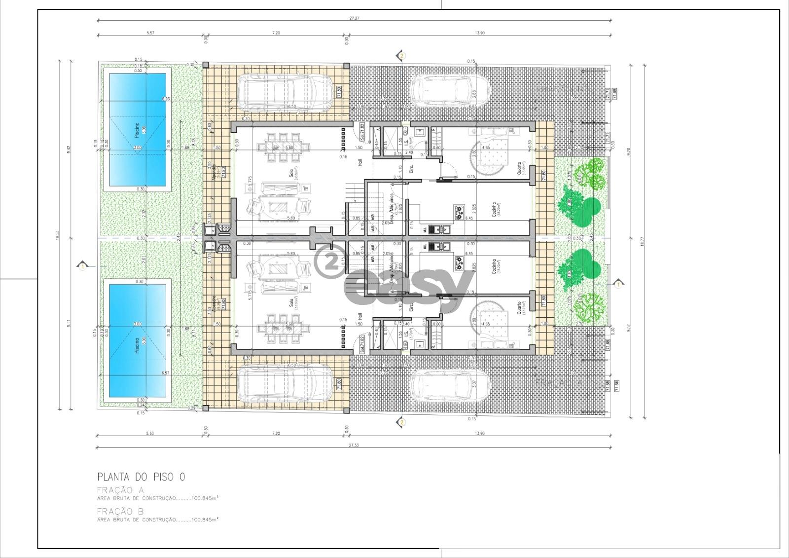 Moradia T4 geminada com piscina em Fernão Ferro