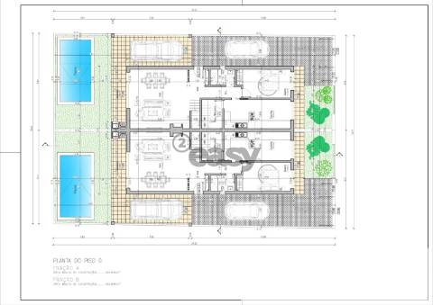 Moradia T4 geminada com piscina em Fernão Ferro