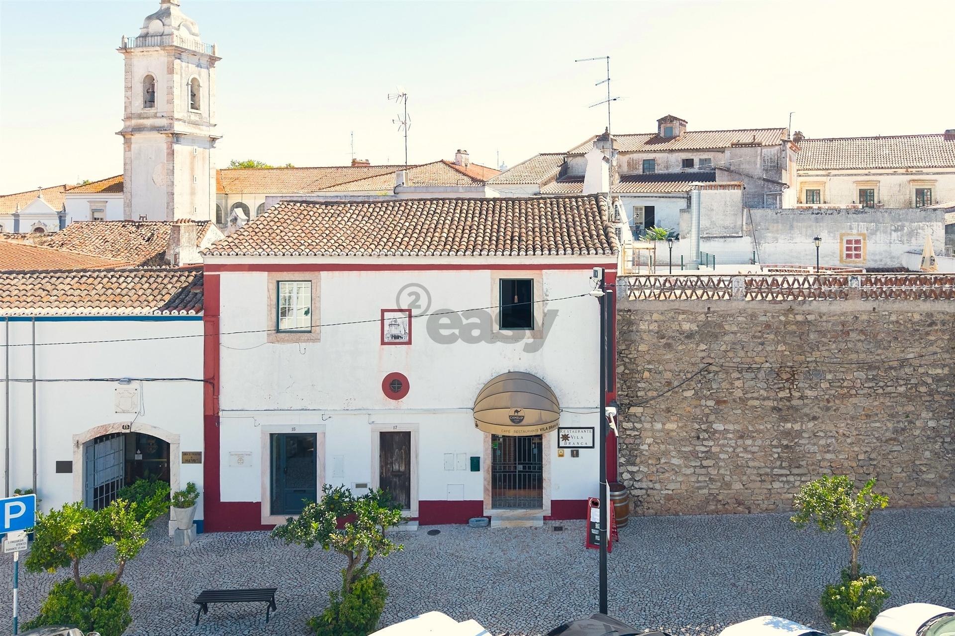Restaurante Histórico nas Muralhas do Castelo de Borba - Alentejo