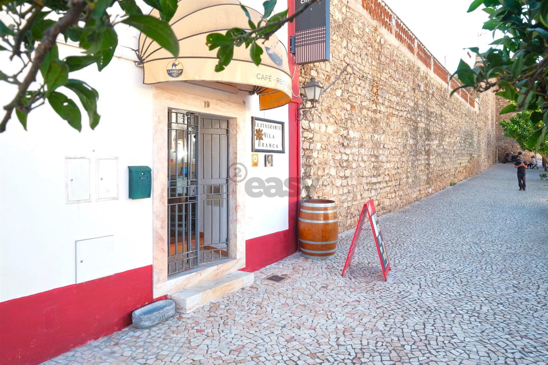Restaurante Histórico nas Muralhas do Castelo de Borba - Alentejo