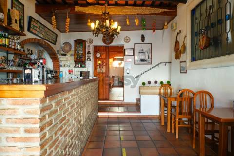 Restaurante Histórico nas Muralhas do Castelo de Borba - Alentejo